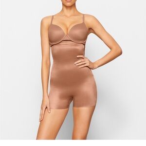 Bundle of 2 NWOT Skims High waisted shorts